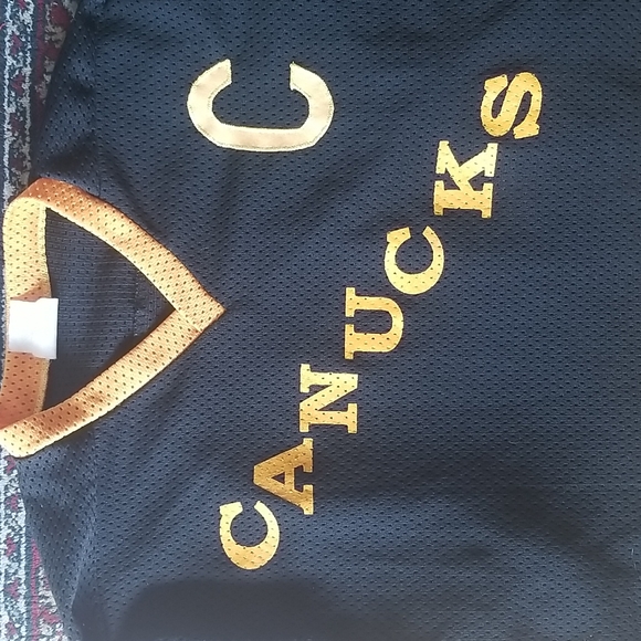 Vintage Vancouver Canucks Jersey - Picture 2 of 7